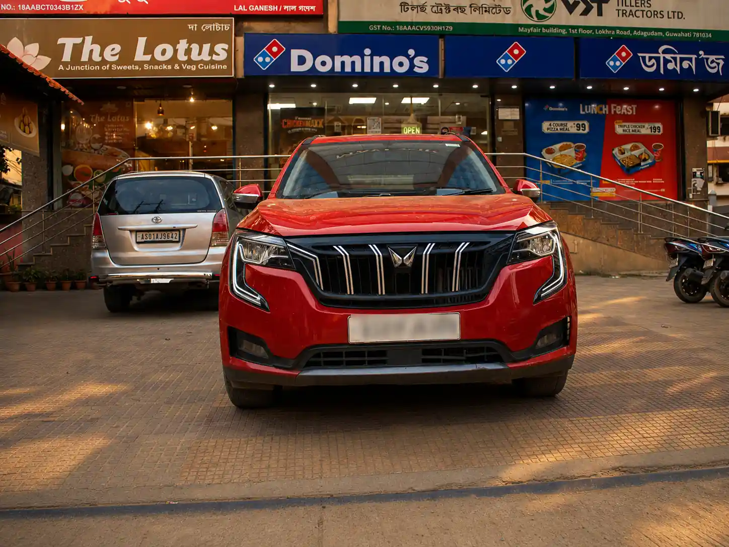 Galaxy Car Rental - Mahindra XUV 700